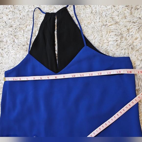 EXPRESS SLEEVELESS TOP - Picture 3 of 4